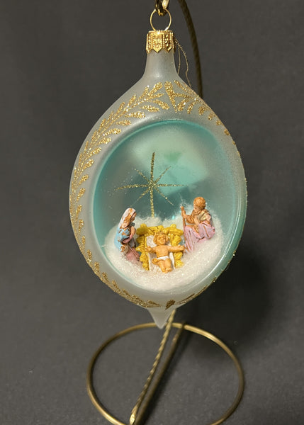 De Carlini Nativity Glass Ornament